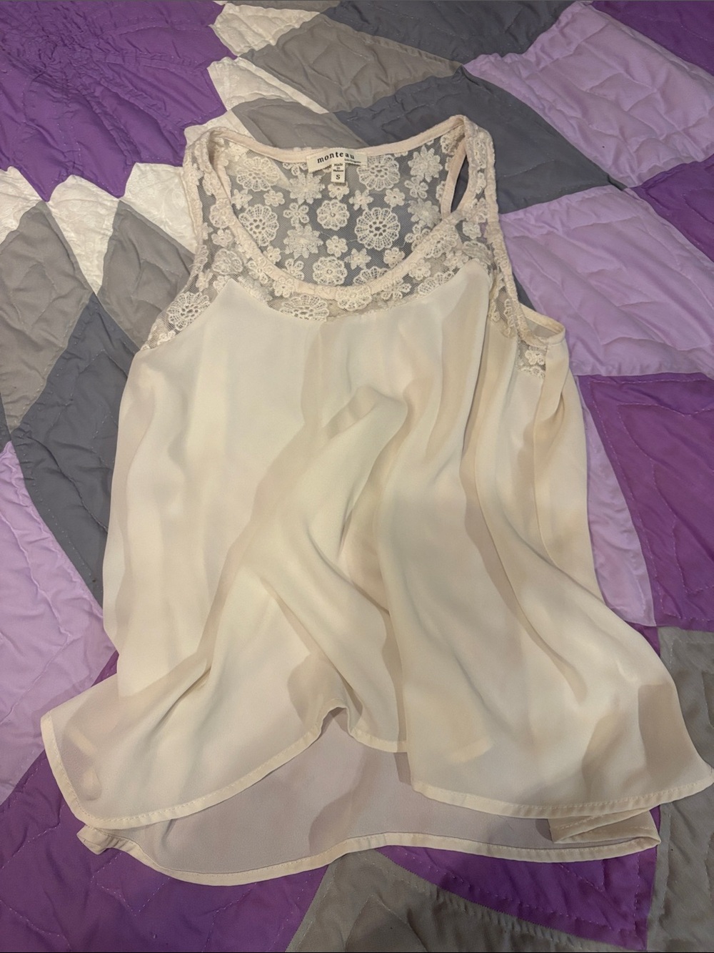 Monteau Cream Lace Yoke Sleeveless Top